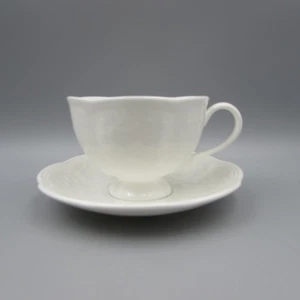 Lenox China BUTTERFLY MEADOW CLOUD Cup & Saucer Sets - Set of Four - Picture 1 of 7