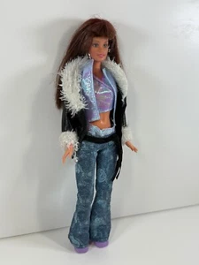 Barbie Redhead Fashion Fever Redressed in Fluorescent Crop Top Fur Leather Coat - Bild 1 von 11
