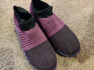 Women’s Purple Slip On Breathable Comfy Sock Sneakers Size 40 (8 1/2 US) - Image 1 of 4