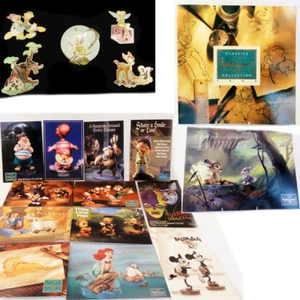 Disney Collector Classic Membership Items Pins, Booklets, Post Cards NEW IN BOX - Bild 1 von 12