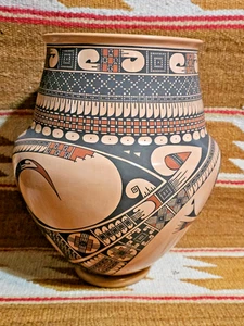 🔥BELLISSIMO VASO IN CERAMICA 11" MATA ORTIZ OLLA di FAMOUS POTTER TAVO SILVEIRA - Foto 1 di 10