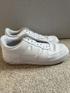 Nike Air Force 1 Weiß Größe Uk 10,5 Ohne Schnürsenkel - Bild 1 von 6