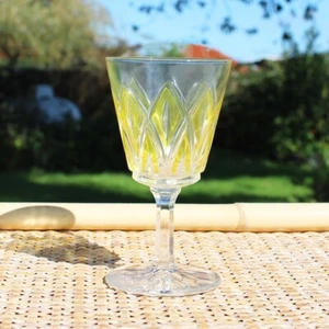 Verre à vin jaune Arlequin verrerie de Reims / VMC 12.8 cm - Picture 1 of 1