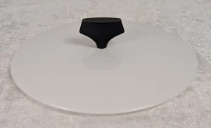 Corning Ware 8-3/4"" Round Buffet Server Lid White Pyroceram Glass P-10-C A-10-C - Picture 1 of 6