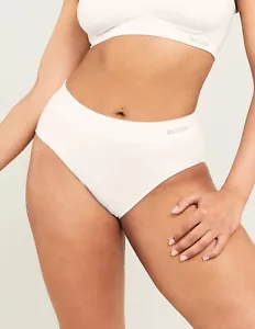 BOODY Hipster Bikini White Size M Organic Seamless Bamboo Lightweight 2 Pack - Picture 1 of 4