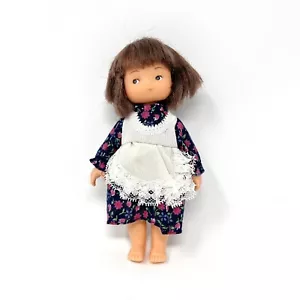 Bambola Pedigree Matilda 1979 con vestito floreale rosa e nero - Foto 1 di 7