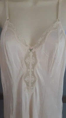 Camisola vintage MAIDENFORM de náilon com acabamento em renda fenda tamanho 34 média - Imagem 1 de 4