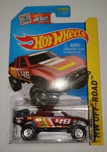 2015 Hot Wheels Super Treasure Hunt Toyota Off-Road Truck With Protector - Picture 1 of 3