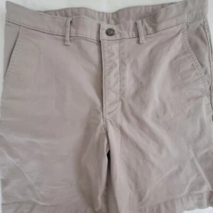 Calvin Klein Chino Shorts Men's Sz 32 Khaki Button Fly Casual Vacation - Picture 1 of 12