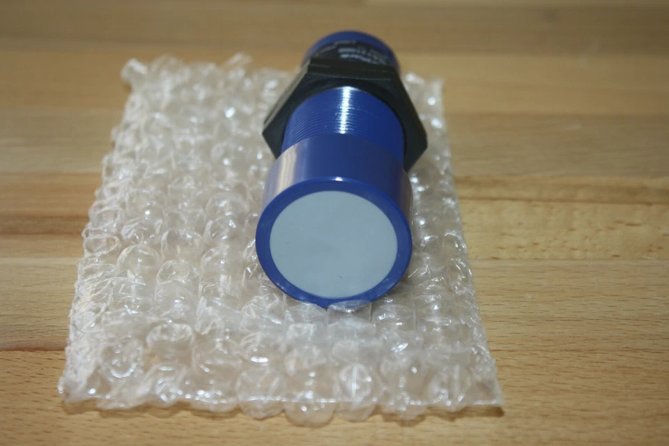 HydePark SM956A131000 Ultrasonic Cylindrical Sensor M30 - 4..20ma Output  - Image 1 of 3