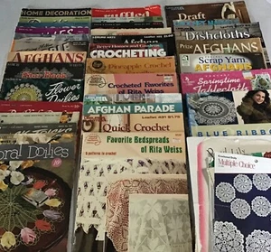 Large Lot Of 40 Crochet And Knit Leaflets Books Afghans, Doilies, #3 - Bild 1 von 18
