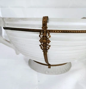 Art Deco Milchglas satiniert und Messing Repousse Schale mit Henkeln #1 um 1930 - Bild 1 von 10