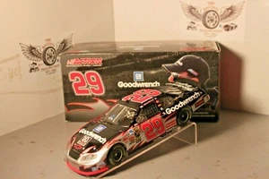 2005 Kevin Harvick GM Goodwrench 1/24 Action GM Dealers NASCAR Diecast - Bild 1 von 1