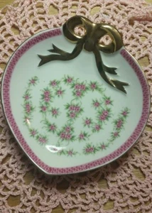 Vintage linkes China handbemaltes herzförmiges Geschirr mit Spitzendeck - kostenloser Versand - Bild 1 von 7