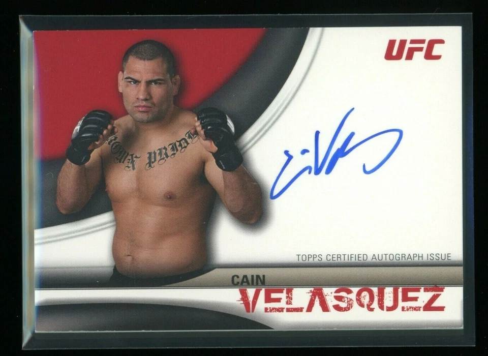 Cain Velasquez Auto 2010 Topps UFC Knockout Full Contact on card signed - Image 1 of 2