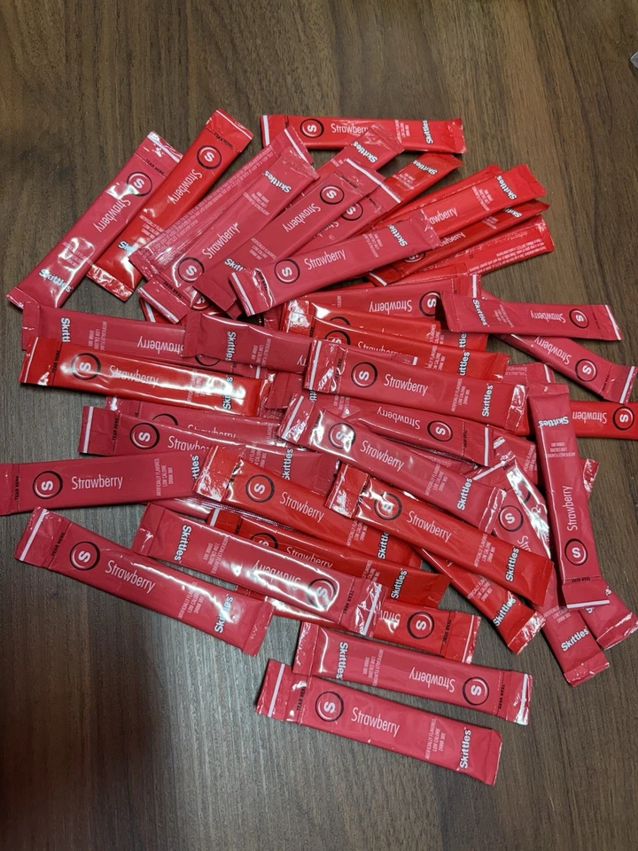 50 Skittles红草莓无糖混合饮料 — 第 1/1 张图片