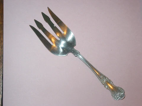 CAMBRIDGE By GORHAM ~ Old Style Tines Sterling Serving Fork ~ 7 1/2" Cover