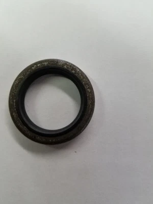 321453 BRP JOHNSON / EVINRUDE OIL SEAL 321453 - Image 1 of 2