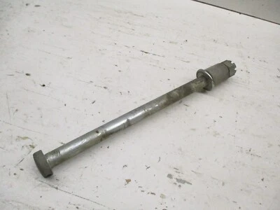 83 Kawasaki KZ 550 F Spectre eje trasero usado 41068-1086 1983 Foto 1 de 3