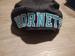Vintage Charlotte Hornets Embroidered Snapback NBA - Picture 1 of 7