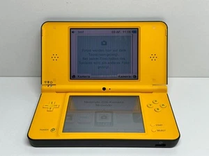 Consola Nintendo DSi XL amarilla - consola de juegos, probada, sin cable ⚡LISTO PARA FLASH⚡ - Imagen 1 de 14