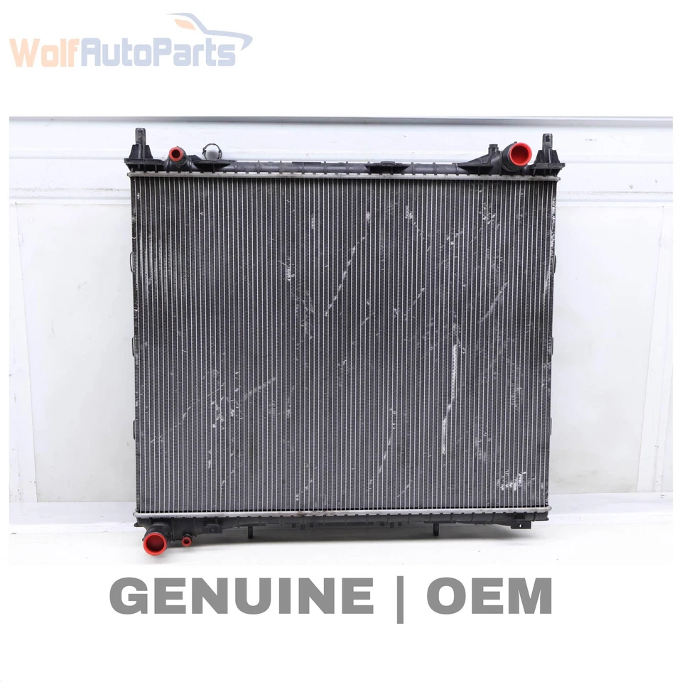 Land Rover Range Rover Sport 2016-2021 3,0 L - Radiador FPLA8005AB Foto 1 de 4