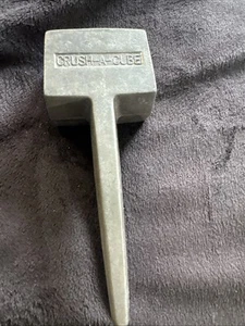 Vintage Crush-A-Cube Metal Ice Crusher Bar Ware Hand Held Tool - Picture 1 of 6