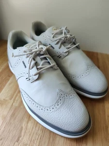 Zapatos de golf PUMA Avant punta de ala sin clavos para hombre, talla 8,5, ¡usados UNA vez! - Imagen 1 de 10