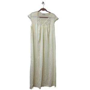 Collectibles by JC Penney Medium Vintage White Maxi Nightgown Dress Lace Cottage - Picture 1 of 8