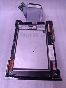 DEC RZ55-E 330MB Hard Drive RZ55.50-Pin SCSI HDD 5.25IN Vintage With Cables - Afbeelding 1 van 4