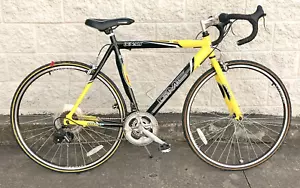 GMC Denali 700c wheels 21-speed 22.5” frame road bike bicycle *LOCAL PICKUP ONLY - Picture 1 of 12
