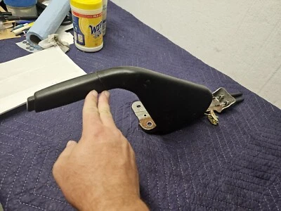 Chevrolet Equinox 2005-2006 freno 3,4 L freno de emergencia freno eléctrico Foto 1 de 4