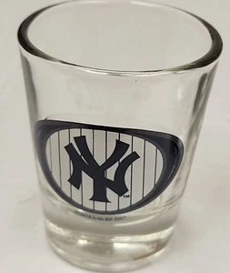 MLB New York Yankees Shot Glass, NEW (Vortex) - Picture 1 of 1