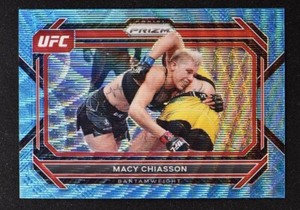 2023 Prizm UFC Base Horizontal Blue Wave #85 Macy Chiasson - Bantamweight