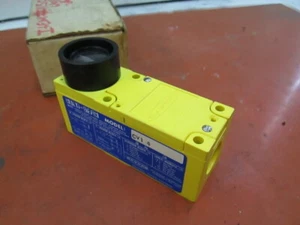 Banner Engineering SBCV1-4 Scanner Block CV1-4 Multibeam - Picture 1 of 5