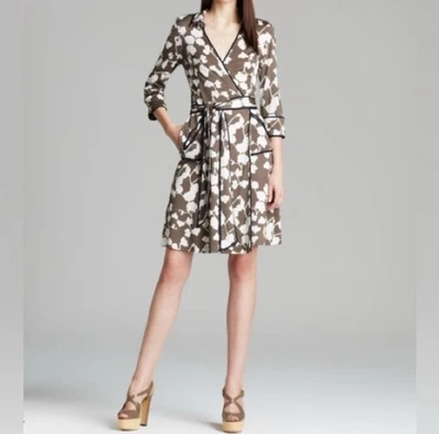 NWT Diane Von Furstenberg Faith Camo/ Navy Print Silk Jersey Wrap Dress Size 10 - Image 1 of 4