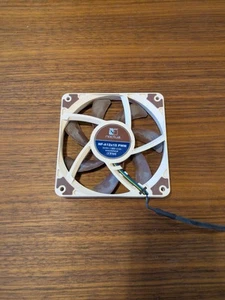 Noctua NF-A12x15 PWM 4-Pin 120mm Premium Quiet Slim Fan - Brown - Afbeelding 1 van 3