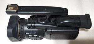 Panasonic AG-DVC30P Videocamera Videocamera Caricabatterie Manuale Batterie - Foto 1 di 14