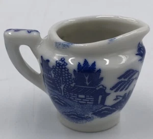 Vintage Blue Willow Doll Miniature 2” Ceramic Creamer Pitcher Made in Japan - Picture 1 of 9