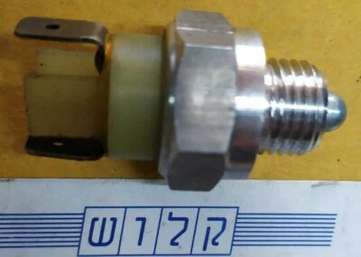 Interruptor de luz de marcha trasera de contacto para Volvo 120 140 164 B18, B20 Foto 1 de 4