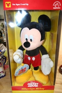 2000 Disney Applause Millennium Mickey Mouse Plüsch 2 Fuß nie aus der Verpackung genommen - Bild 1 von 9