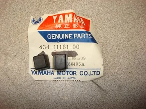 ALETA DE CULATA YAMAHA DT MX TY XS YZ GOMA QTY 2 434-11161-00 NUEVO DE LOTE ANTIGUO FABRICANTE DE EQUIPOS ORIGINALES AHRMA - Imagen 1 de 1