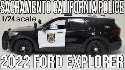 1/24 Sacramento California Police 2022 Explorer Lights Siren SEE DESCRIPTION! - Image 1 of 4