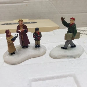Hawthorne Village 91003 N. Rockwell And Carolers for CHRISTMAS Display figures - Picture 1 of 12