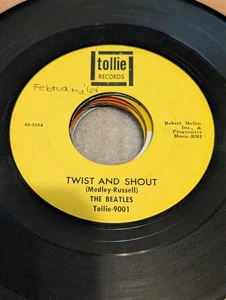 POP The Beatles Twist And Shout / There's A Place Tollie 9001 1964 EX - Picture 1 of 2