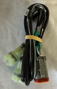 Suzuki Twin Engine Adapter 990C0-88132 - Bild 1 von 3