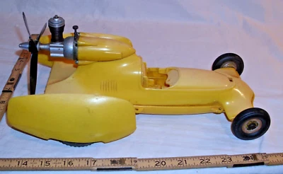 COX SHRIKE PROP ROD TETHER CAR IN YELLOW 1970s - Image 1 of 4