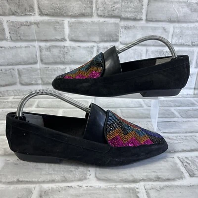 Mocasín Beverly Feldman de gamuza negro plano adornado lentejuelas cuentas para mujer 10 Foto 1 de 4