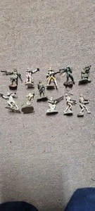 Star Wars Lot of 11 Various Hasbro Figures  2005 - Picture 1 of 4