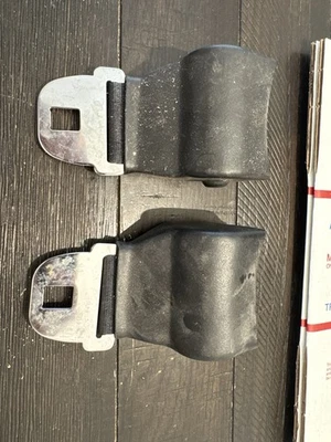 Original Ford/Mustang Black Retractable Seat Belts 1966 Foto 1 de 4